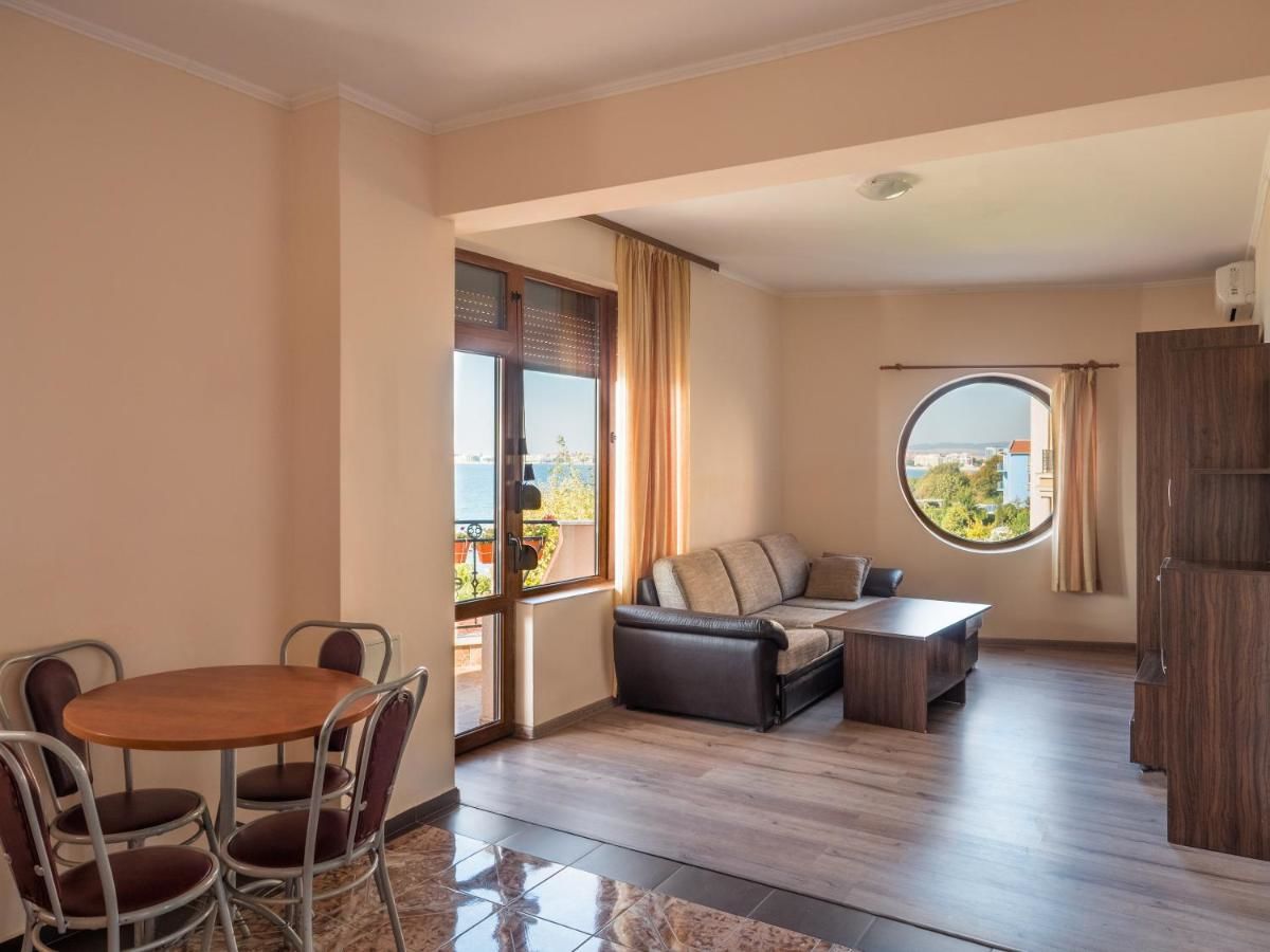 Отель Hotel Fantasy Beach Свети-Влас