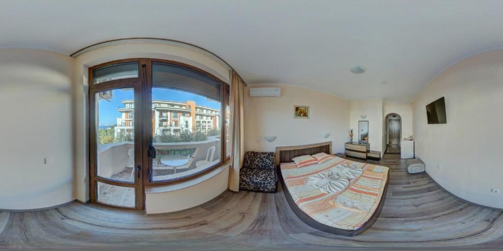 Отель Hotel Fantasy Beach Свети-Влас